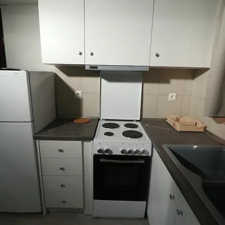 Yiannis Rania * 폴리크로노