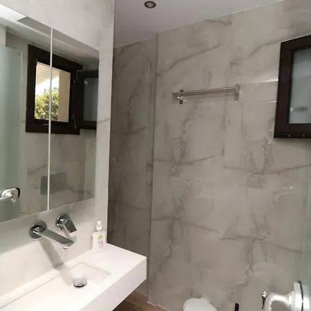 Yiannis Rania Apartment